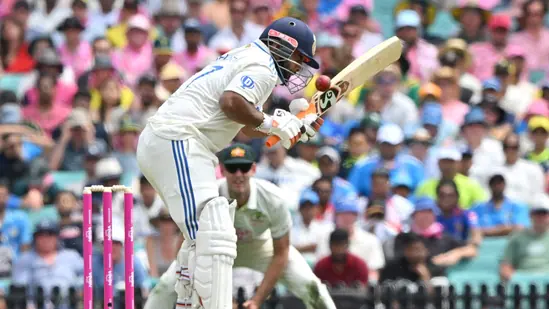 Australian team impressed by Rishabh Pant's defensive innings in first test: 'He can turn the tables on bowlers'